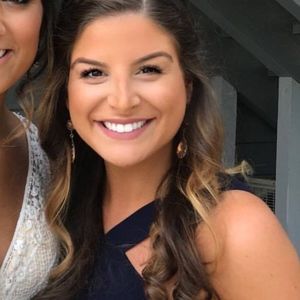 Meet your Posher, Aly